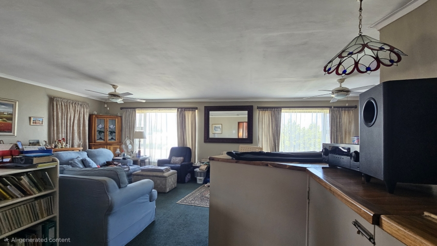 5 Bedroom Property for Sale in Voelklip Western Cape